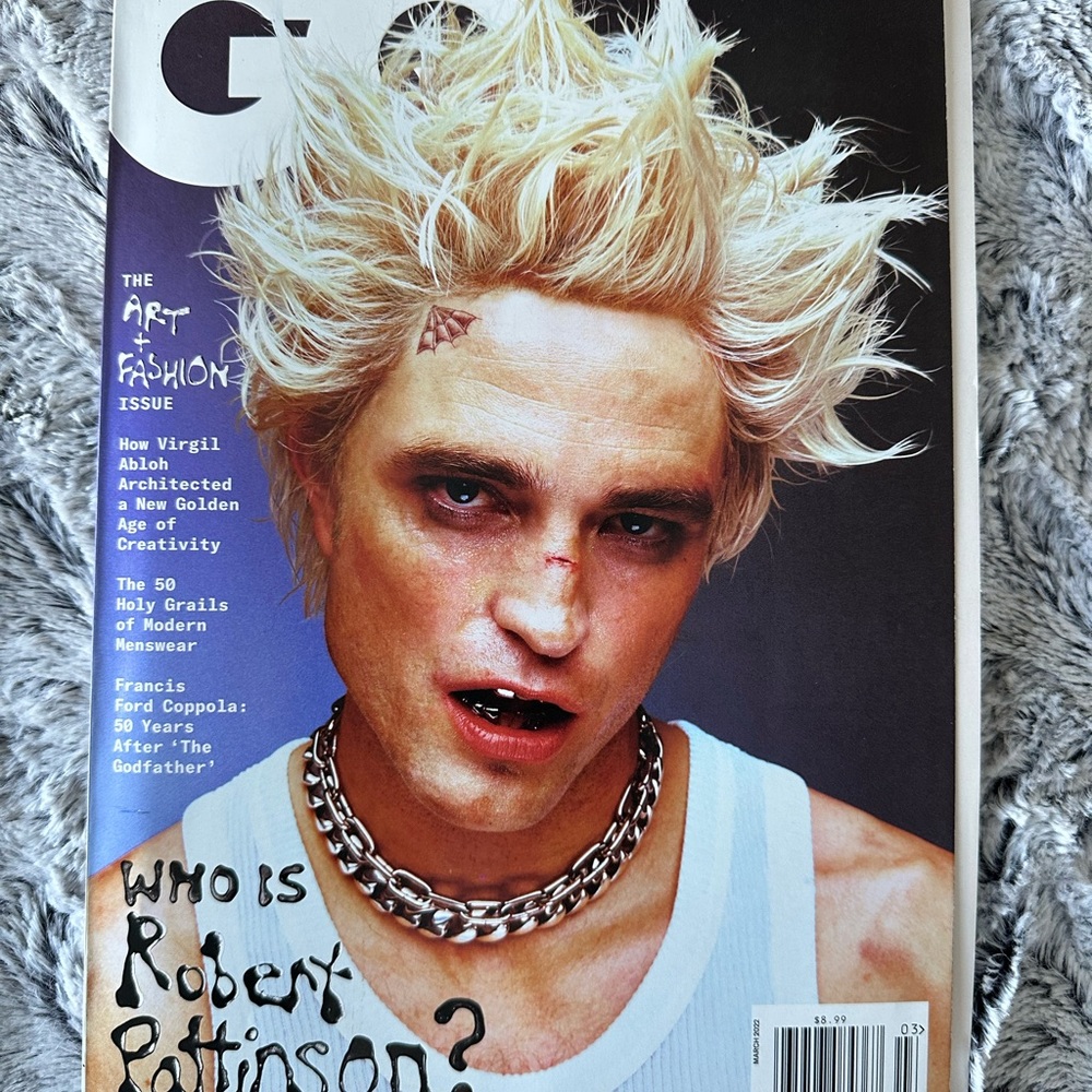 GQ Gentlemen’s Quarterly Magazine "Who is Robert Pattinson" March 2022 RARE - Picture 2 of 7